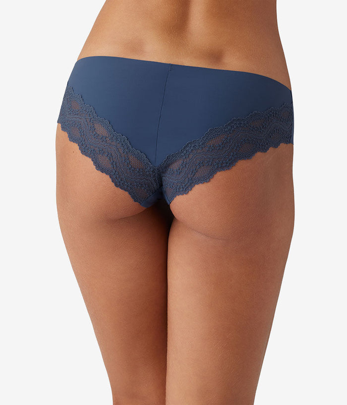 b.bare Cheeky: Crown Blue