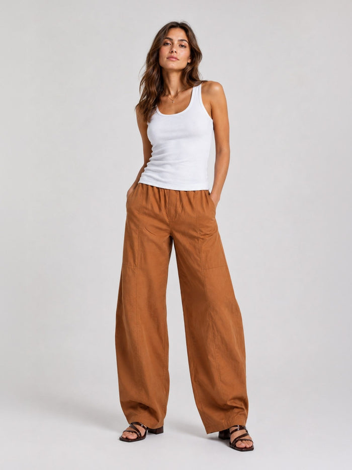 BOGILVY - Leichte Baumwoll Sommerhose im Barrel Fit, High Waist, Brown