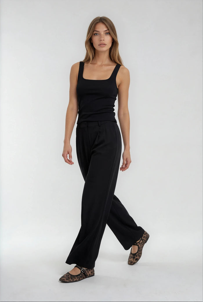 BOGILVY-LIV-DAMEN STOFFHOSE-BLACK-VORNE-LAUFEND