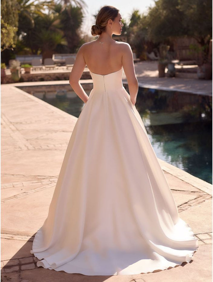 Daria Gown