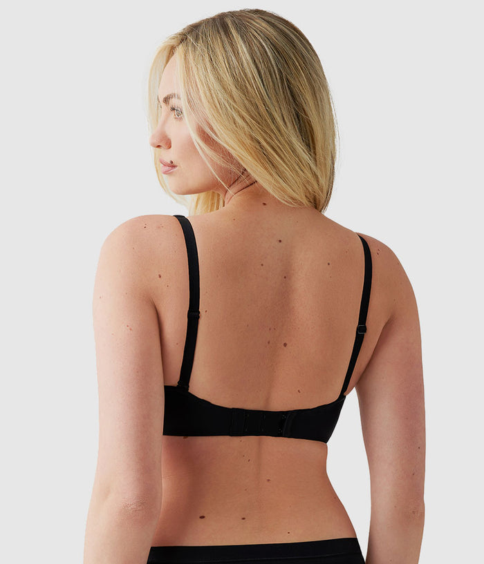Ever Flexing™ Underwire Bra: Black