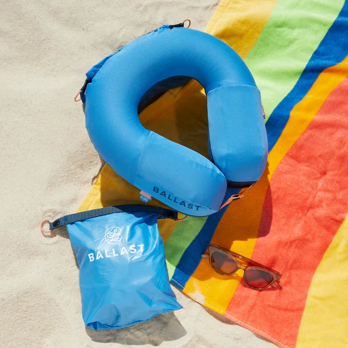 Fly Pillow Tropical Blue