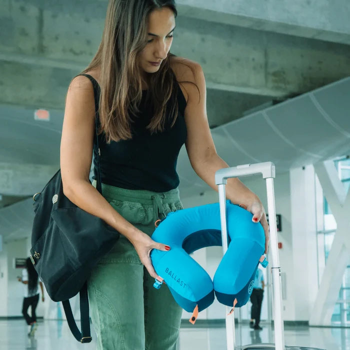 Fly Pillow Tropical Blue