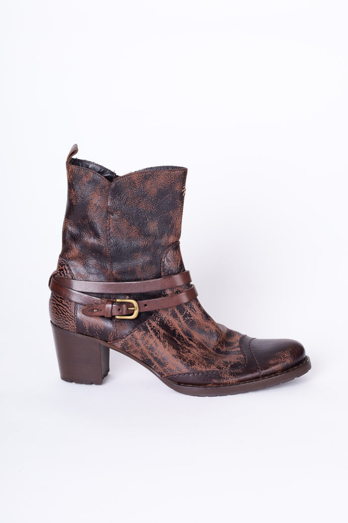 Henry Beguelin Womens Brown Boots  Size EU 40