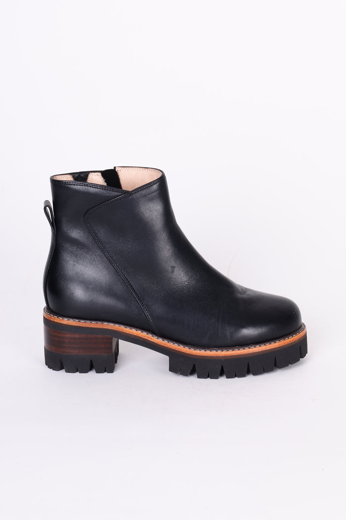 Isabella Anselmi Womens Black Boots  Size EU 38