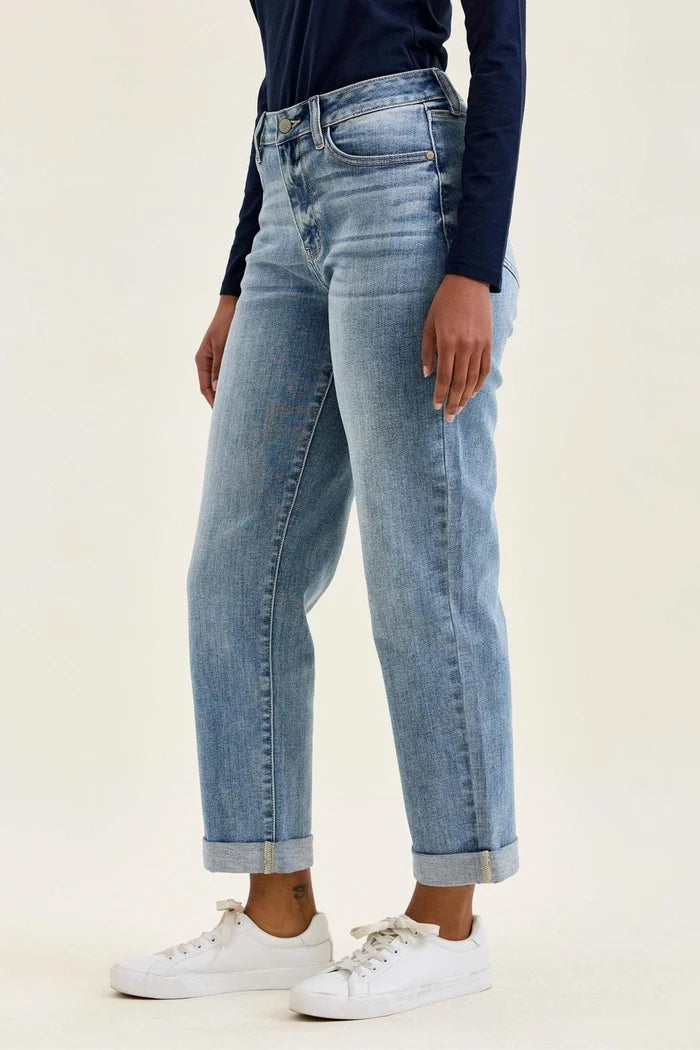 Judy Blue Mid Rise Billie Light Wash Cuffed Boyfriend Jeans