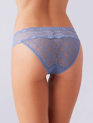 Lace Kiss Bikini: Crimson Red
