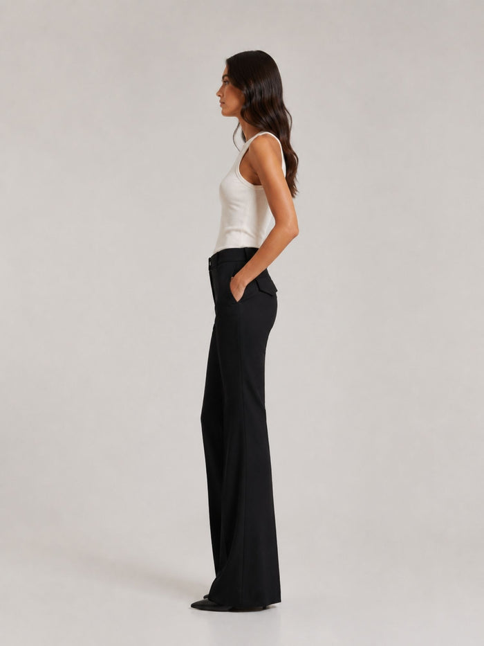 ONLY M -Travel-Wear Strong – Damen Stoffhose in Straight Fit mit Pattentaschen, High Waist, Black