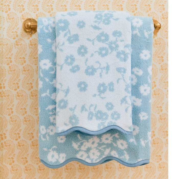 Weezie Patterned Scallop Hand Towel | Sea Glass Margot