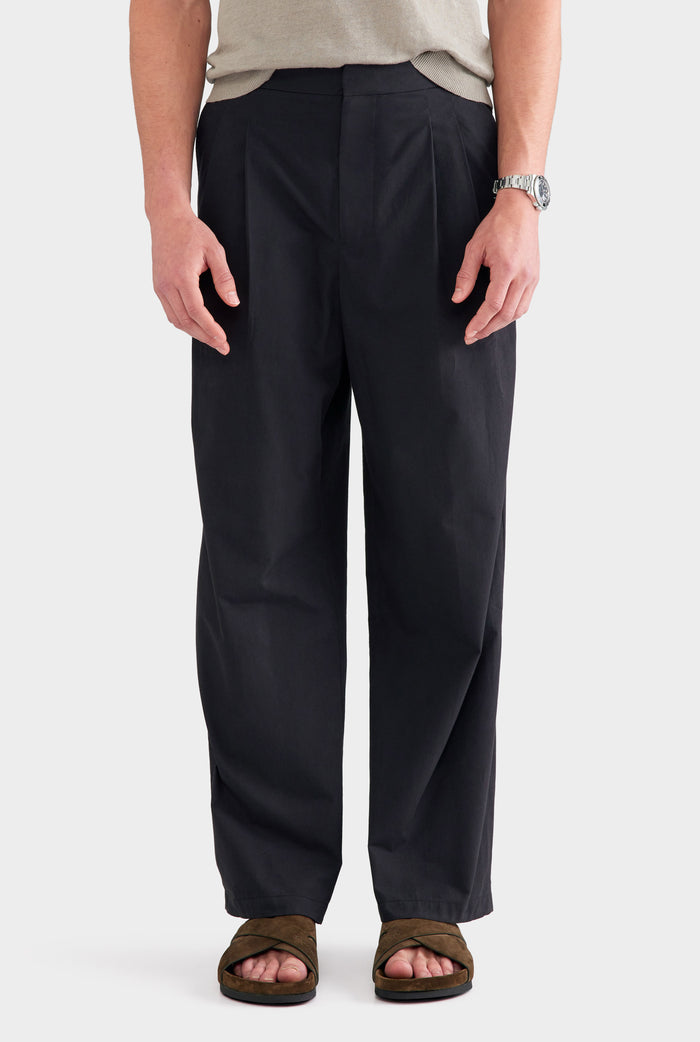 Pleated Poplin Trouser - Black