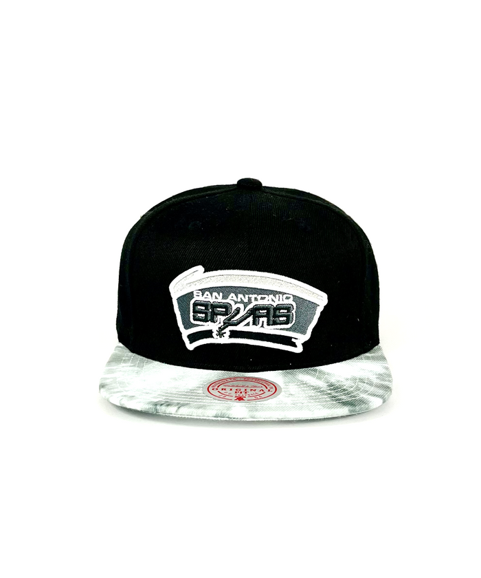 San Antonio Spurs Snapback Hat by Mitchell & Ness