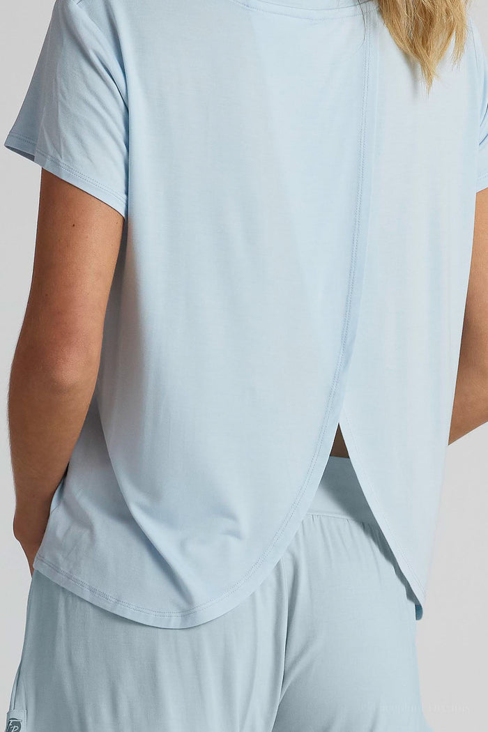Sweep Tee | Sky