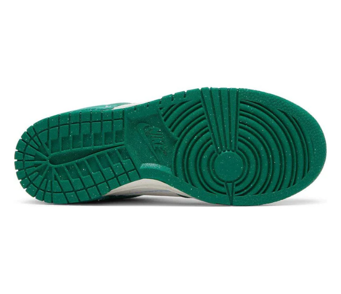 Women's Nike Dunk Low Disrupt 2 (White/Green)